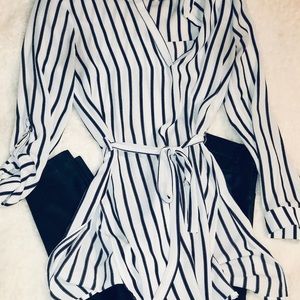 3/4 sleeved stripped top
